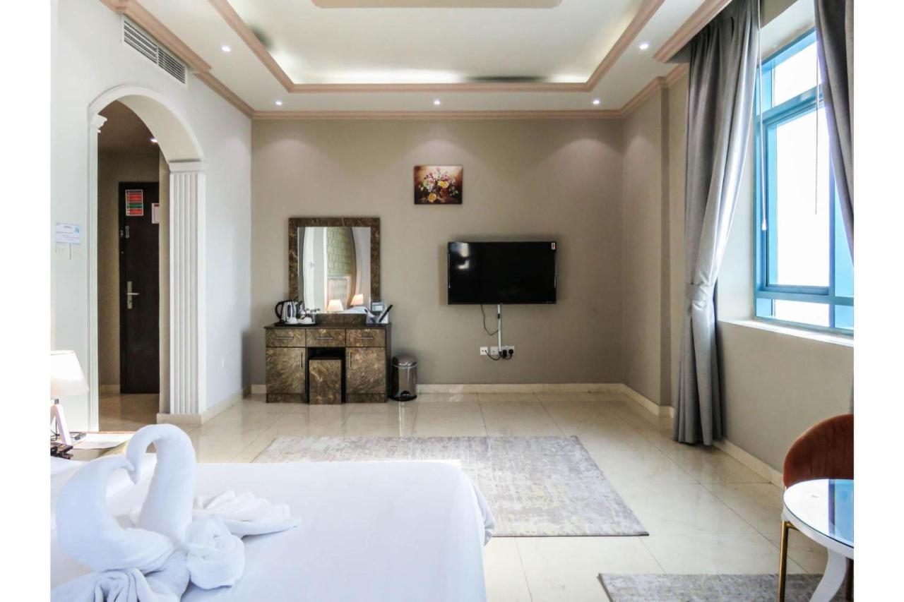 אג'מן Bareen Hotel מראה חיצוני תמונה